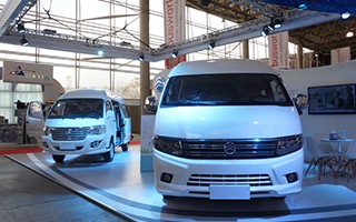 ���οͳ��ϰ����ױ���������������������BUSWORLD�׽�����չ��