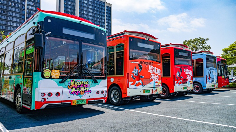 ��������������������˫���ʿ�����������������������������������������